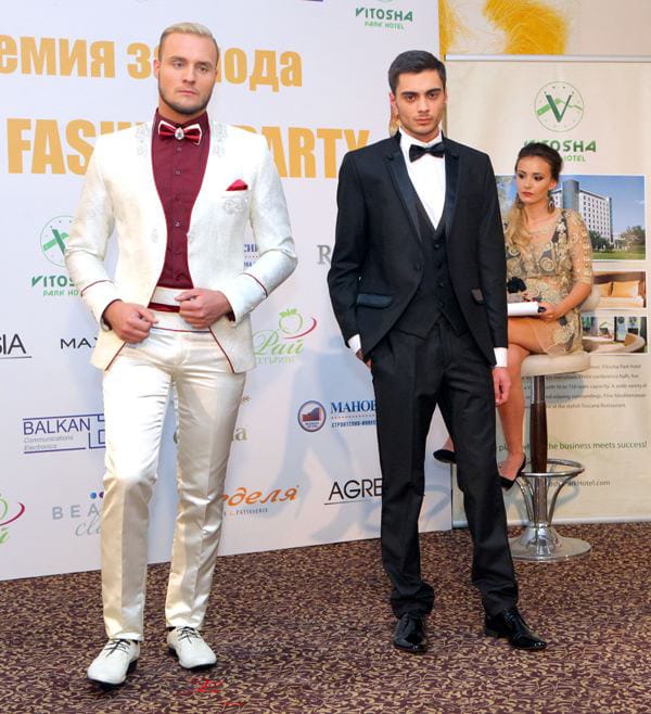 GOLDEN FASHION PARTY