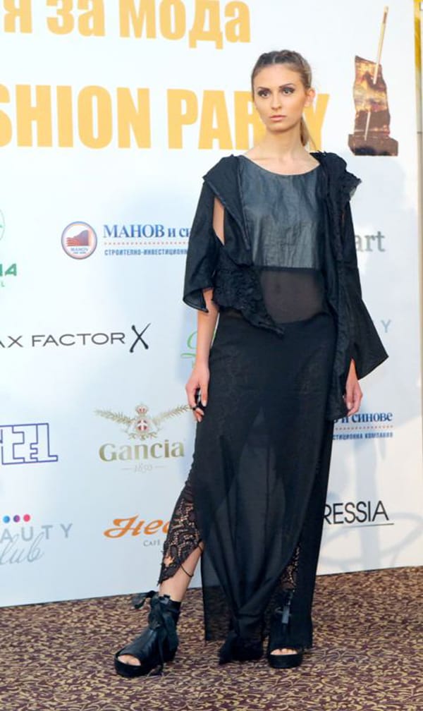 GOLDEN FASHION PARTY