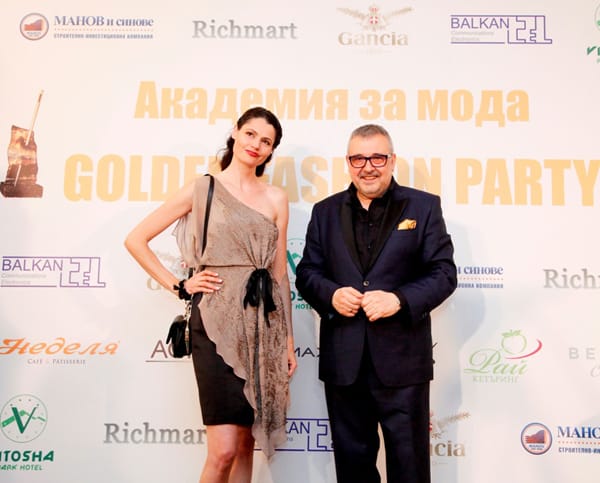 GOLDEN FASHION PARTY