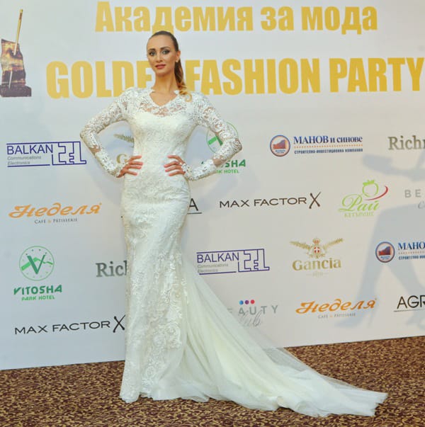 GOLDEN FASHION PARTY