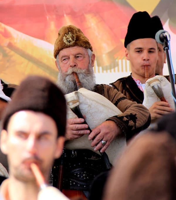 Трибагреникът на Рожен 2016 ще се превърне в хиляди знамена