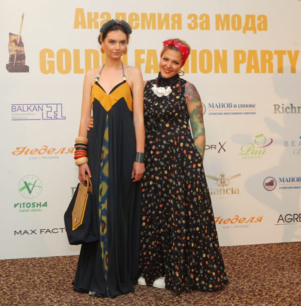 ЕКСПЛОЗИЯ ОТ СТИЛ, КРАСОТА И ЕЛЕГАНТНОСТ