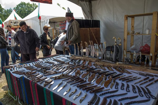 ДЕТСКА ТВОРИТЕЛНИЦА И ЗАНАЯТЧИЙСКИ ИЗЛОЖЕНИЯ  НА ИРИН ПИРИН – СЪБОРА НА СЕВЕРОЗАПАДА