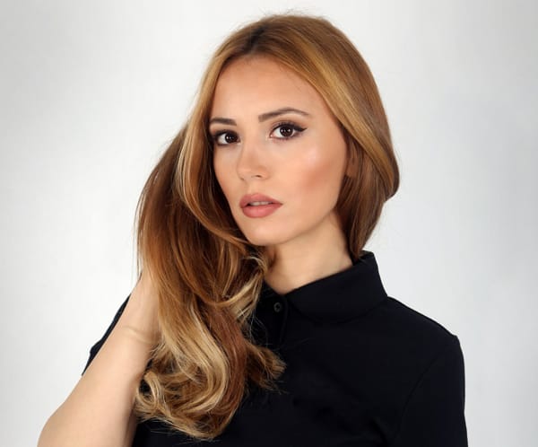 МАРИНА КИСКИНОВА С ПЪРВА ДИЗАЙНЕРСКА КОЛЕКЦИЯ