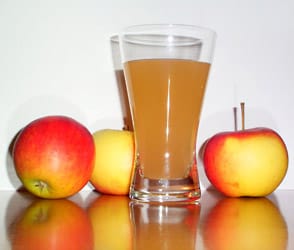 Сок от ябълка
