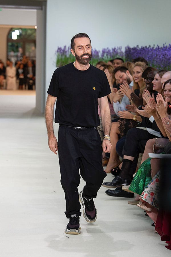 ДЖАМБАТИСТА ВАЛИ – ЕКСТРАВАГАНТНИ ОБЕМИ И ЕФИРНА РОМАНТИКА