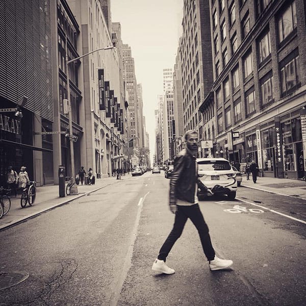 НИКИ ИЛИЕВ: КЕЖУЪЛ ШИК И НАХОДЧИВИ КОМБИНАЦИИ