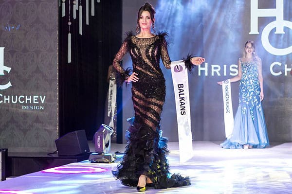 ХРИСТО ЧУЧЕВ ОБЛЕЧЕ ЕДНИ ОТ НАЙ-КРАСИВИТЕ ЖЕНИ В СВЕТА