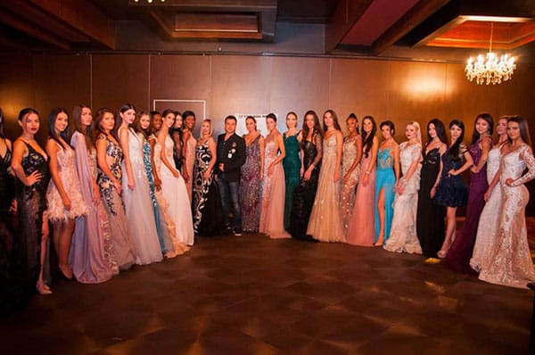 ХРИСТО ЧУЧЕВ ОБЛЕЧЕ ЕДНИ ОТ НАЙ-КРАСИВИТЕ ЖЕНИ В СВЕТА