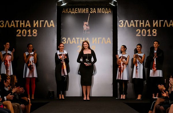 МАРИНА МЛАДЕНОВА: ЗА МЕН КРАСОТАТА Е РАЗЛИЧИЕ