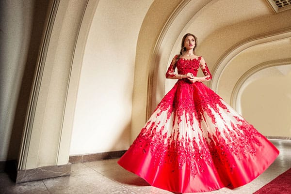 СТИЛ И КРАСОТА В СПЕКТАКЪЛА НА БГ МОДНА ИКОНА