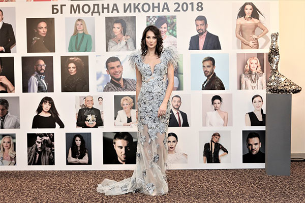БЛЯСКАВ РЕВЮ-СПЕКТАКЪЛ ЗА БГ МОДНА ИКОНА 2018