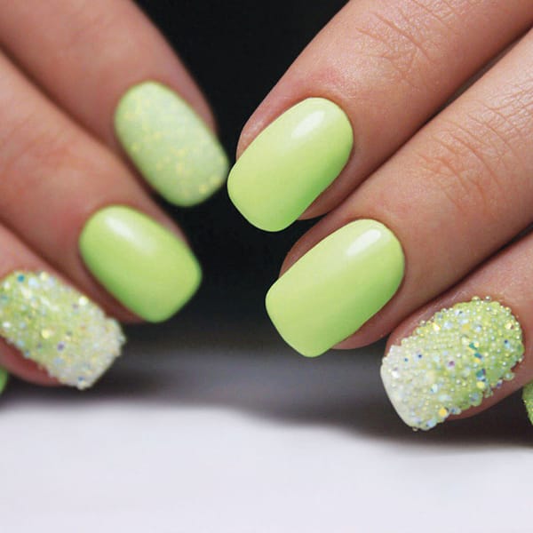 Грим и маникюр за бала