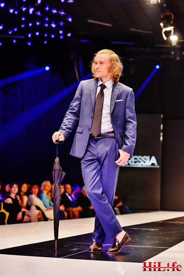 Летящ старт и звездно откриване от 