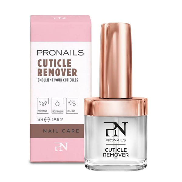 Йоана Буковска с уникален маникюр