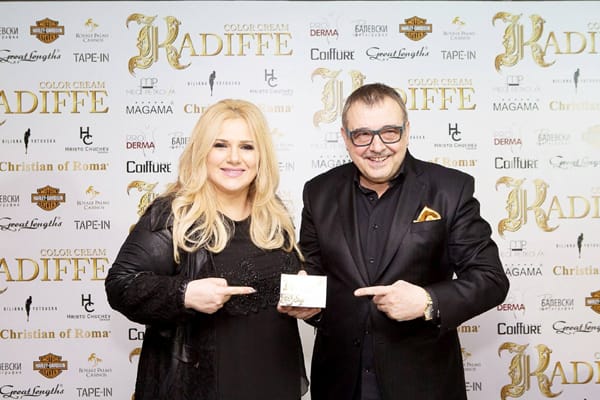 Коафьори се развихриха за премиерата на