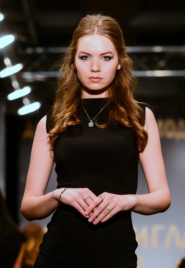 Оригинални модни предложения и три дизайнерски дебюта на ЗЛАТНА ИГЛА 2018