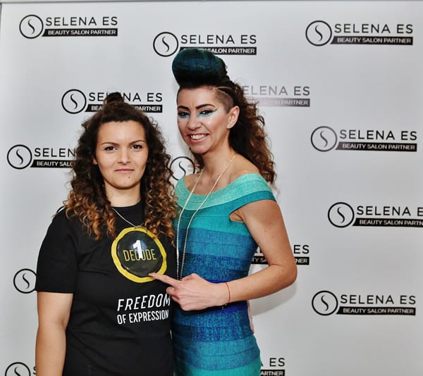 SELENA ES представи стайлинг шоу DECODE