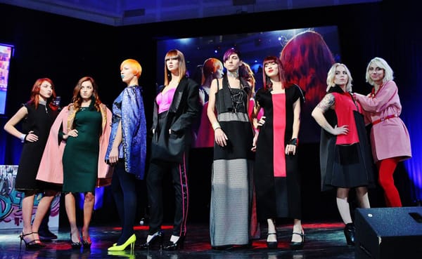 Зашеметяващ коафьорски спектакъл на SELENA ES