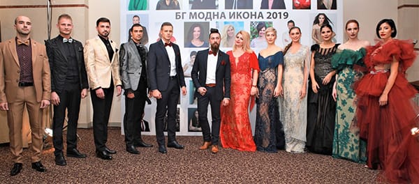 Академията за мода с бляскав ревю-спектакъл преди Коледа