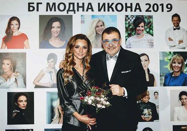 Академията за мода с бляскав ревю-спектакъл преди Коледа