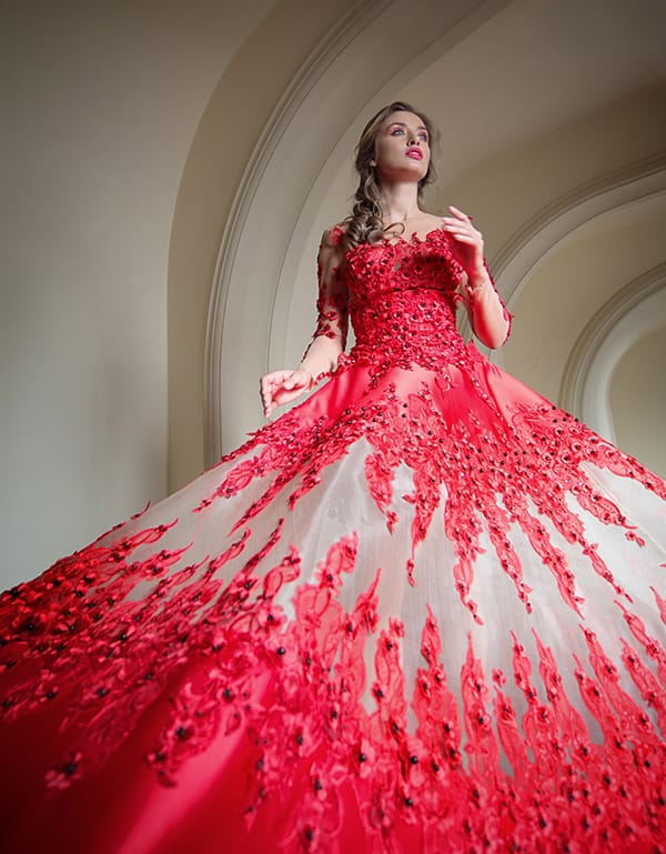 Атрактивни колекции за ревю-спектакъла 