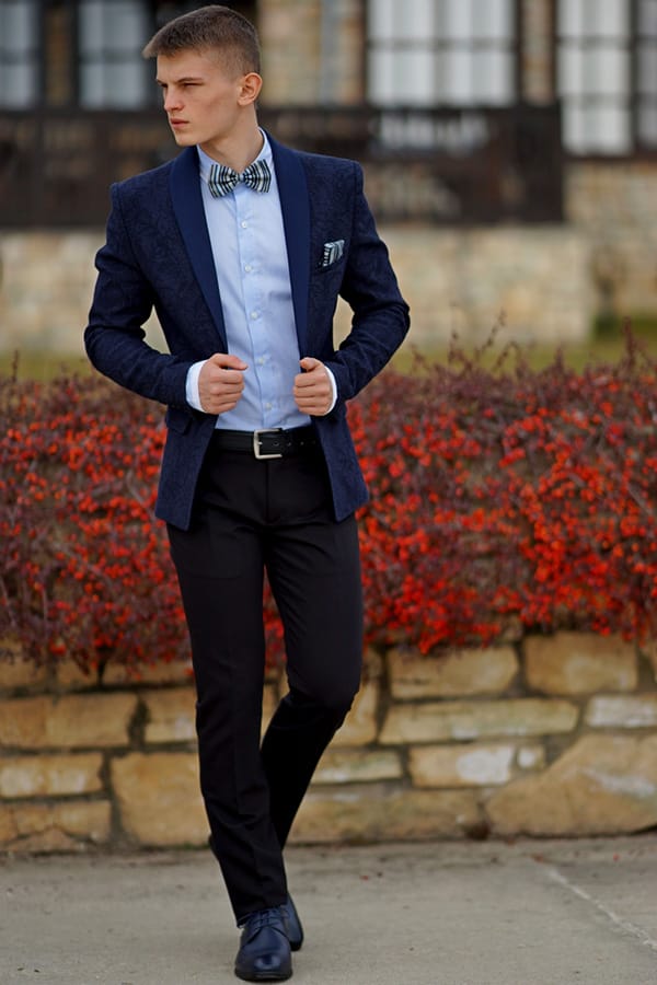 Атрактивни колекции за ревю-спектакъла 