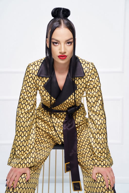 Мила Захариева: Хубавата дреха се познава отвън и отвътре