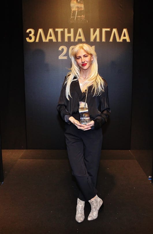 Носителите на приза „Златна игла 2021“ показаха най-новите си колекции