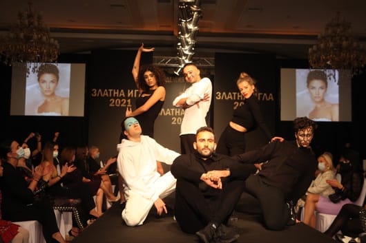 Носителите на приза „Златна игла 2021“ показаха най-новите си колекции