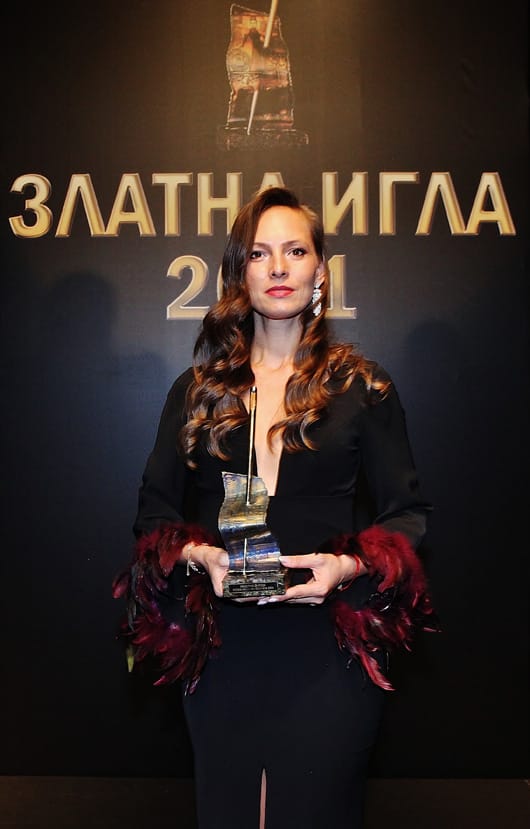 Носителите на приза „Златна игла 2021“ показаха най-новите си колекции