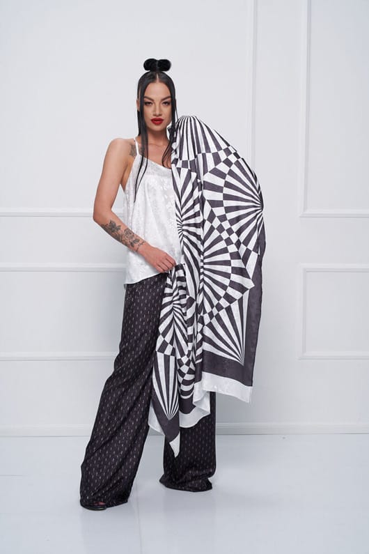 Мила Захариева: Хубавата дреха се познава отвън и отвътре