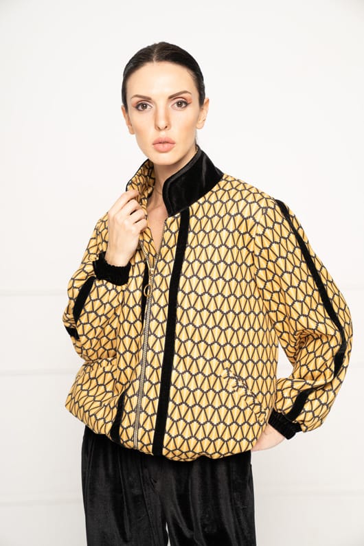 Мила Захариева: Хубавата дреха се познава отвън и отвътре