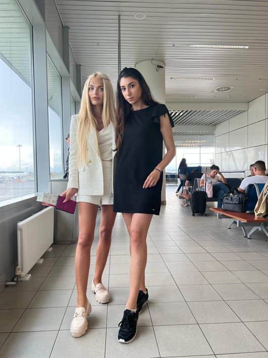 АКАДЕМИЯТА ЗА МОДА СБЪДВА МЕЧТИ