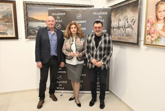 Радостната мода триумфира в навечерието на Коледа