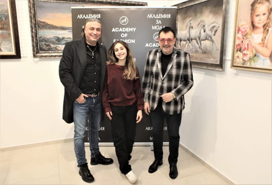 Радостната мода триумфира в навечерието на Коледа