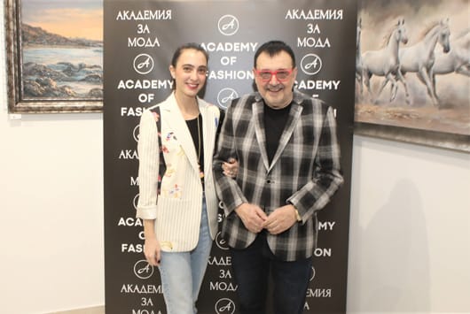 Радостната мода триумфира в навечерието на Коледа