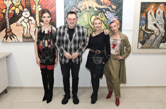 Стилно и бляскаво Академията за мода почете паметта на Вивиън Уестууд