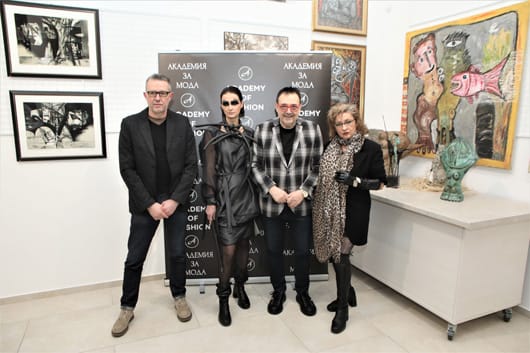 Стилно и бляскаво Академията за мода почете паметта на Вивиън Уестууд