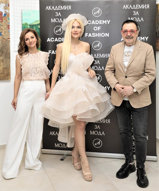 Summer Time - най-новият проект на Академията за мода