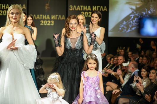 Впечатляващи предложения на ревю-спектакъла на „Златна игла 2023“