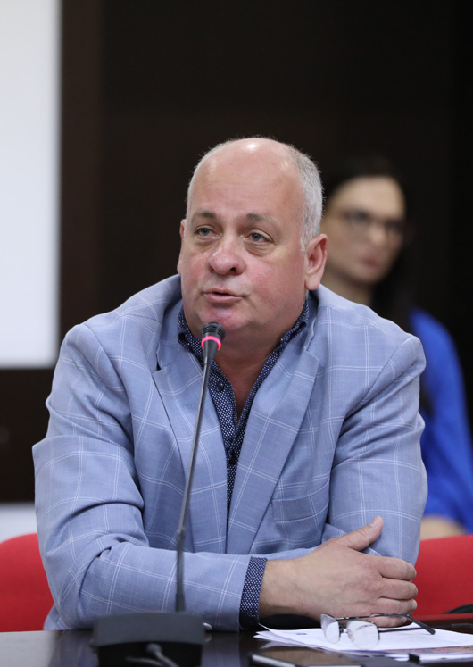 Проф. д.н. Любомир Стойков бе награден с медал на УНСС за своите образователни и научни приноси 